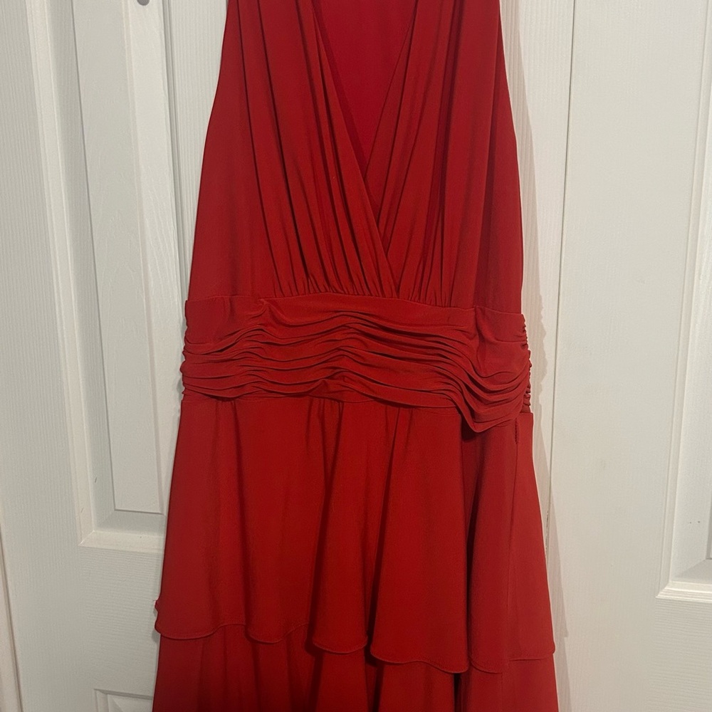 Red halter ruffled v-neck holiday party dress size 12 - Picture 3 of 3